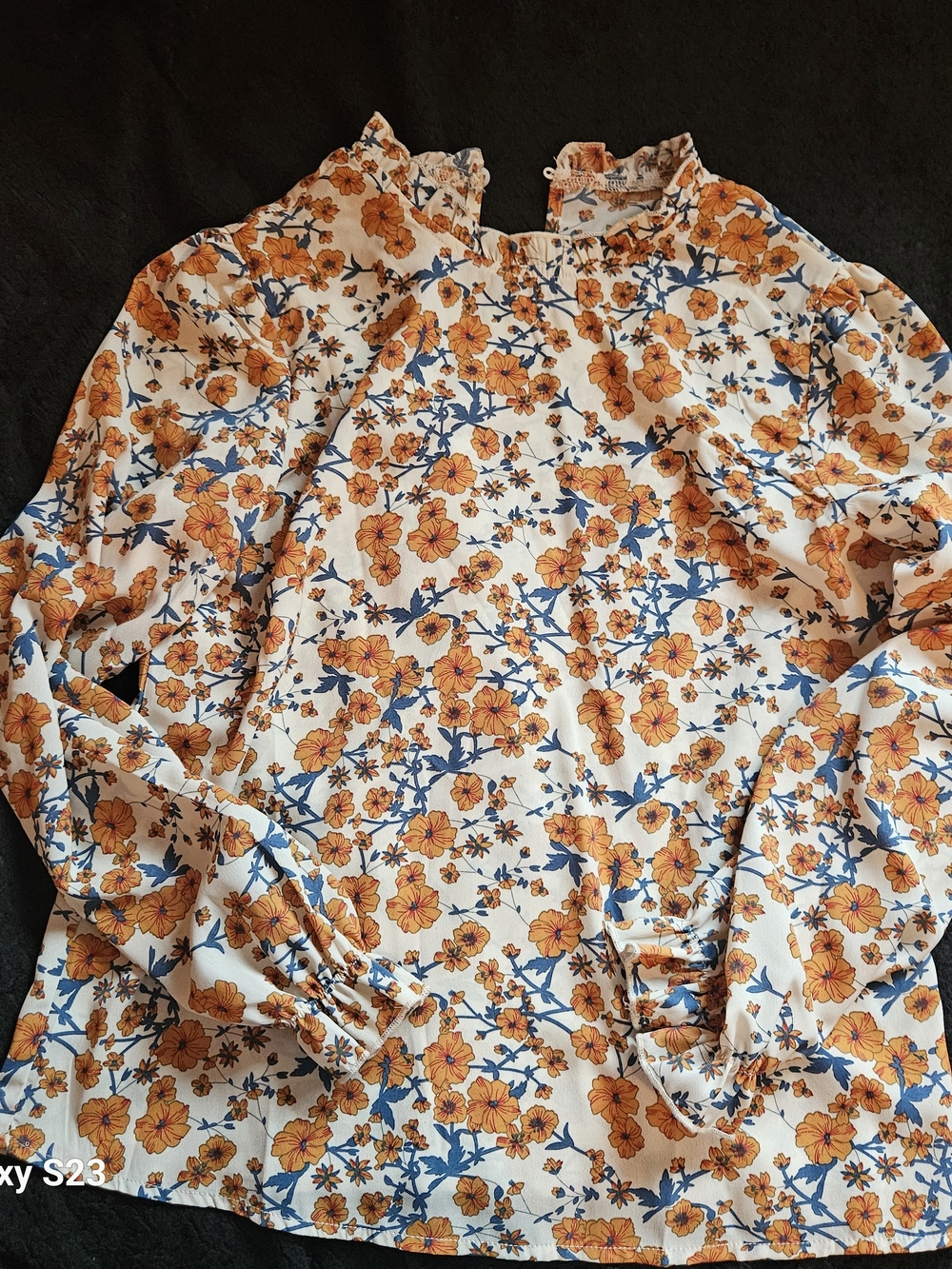 SHEIN White Floral Ruffle-Neck Blouse with Orange & Blue Print